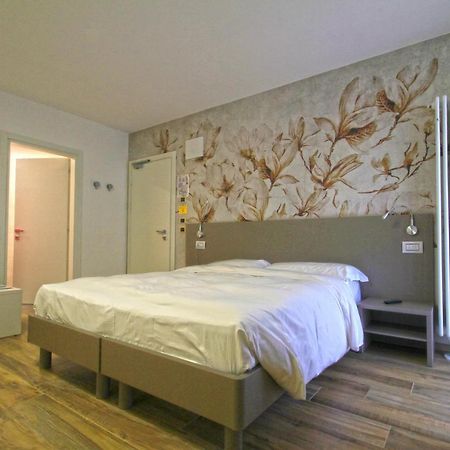 Hotel Venezia Рокка-Пьеторе Экстерьер фото